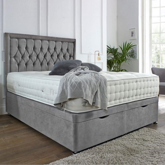 Chesterfield Ottoman
