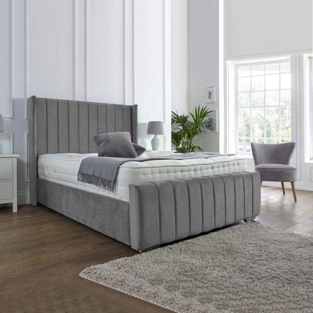 Vertical Winged Panel Ottoman